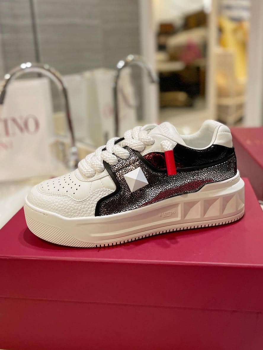 Valentino Sneaker 11-17